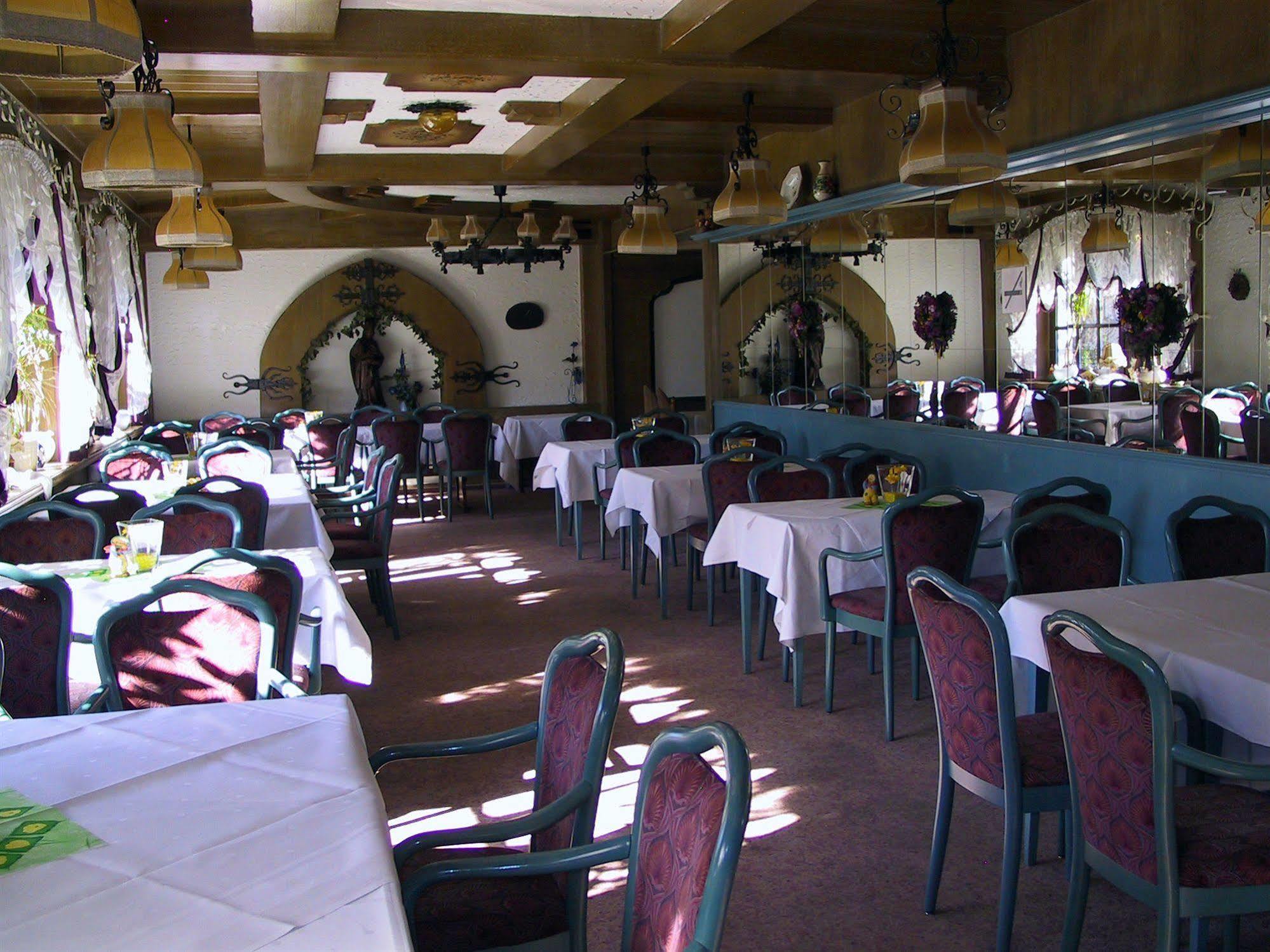Hotel Restaurant Rueckert Nistertal Екстер'єр фото