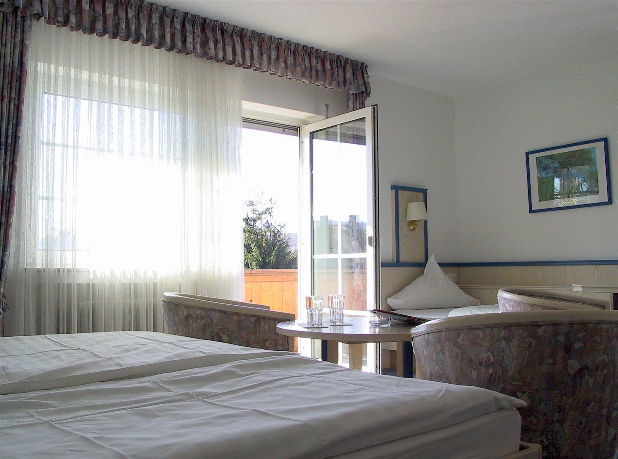 Hotel Restaurant Rueckert Nistertal Екстер'єр фото