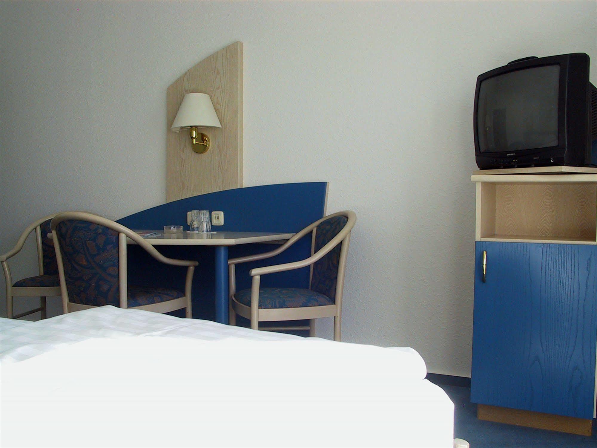 Hotel Restaurant Rueckert Nistertal Екстер'єр фото